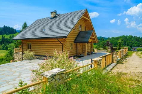 GARANTEA s.r.o., Dřevěné domy, chaty a chalupy