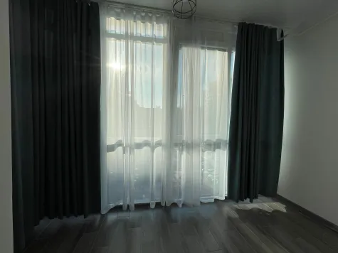 Studiolo, Záclony