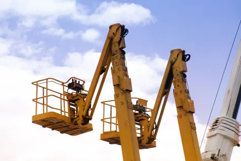 DYMOS dopravní a zemní stavby s.r.o., Půjčovna jeřábů